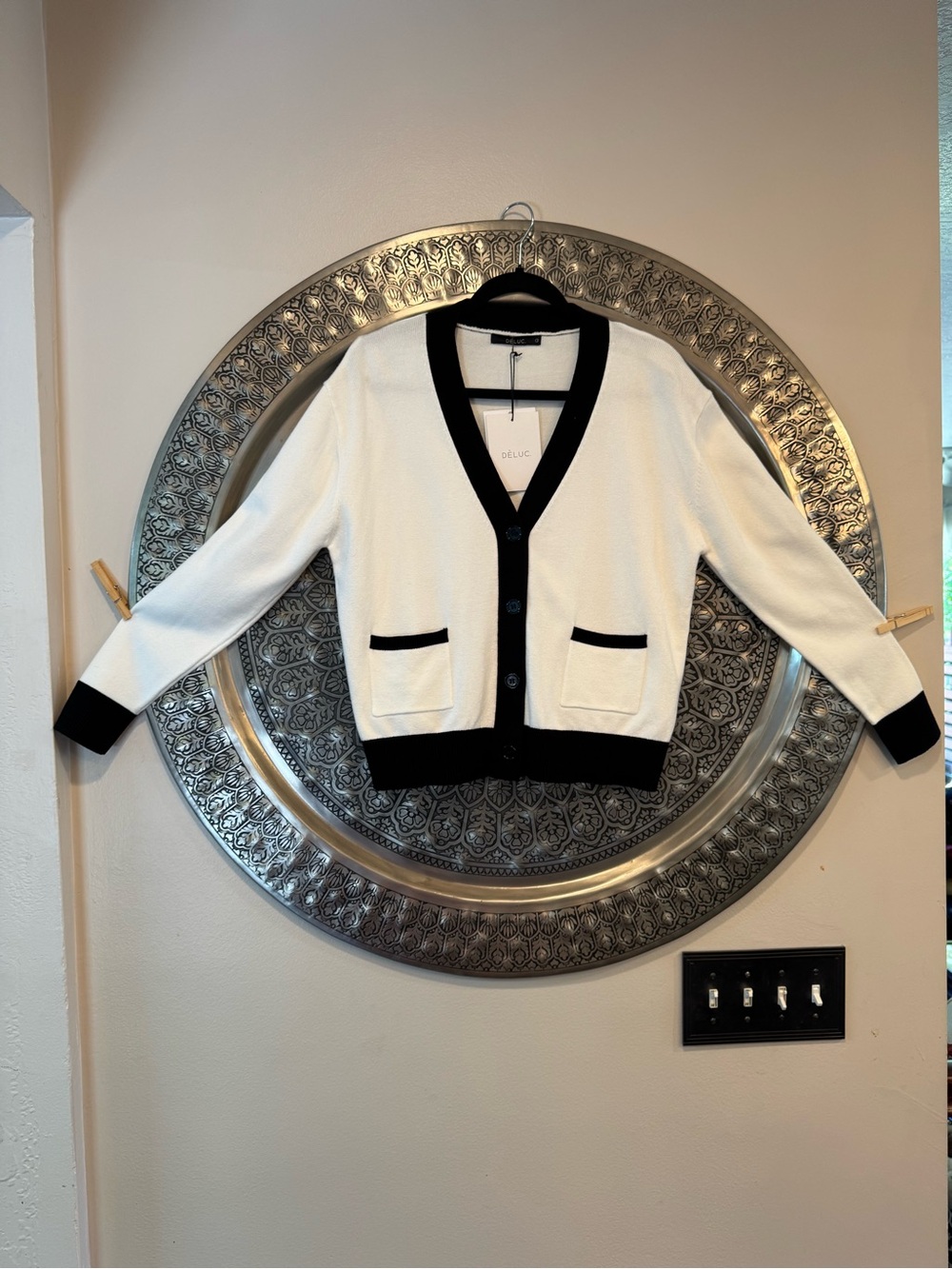 Deluc Ecru Cardigan Sweater with Black Trim LG - Picture 2 of 7